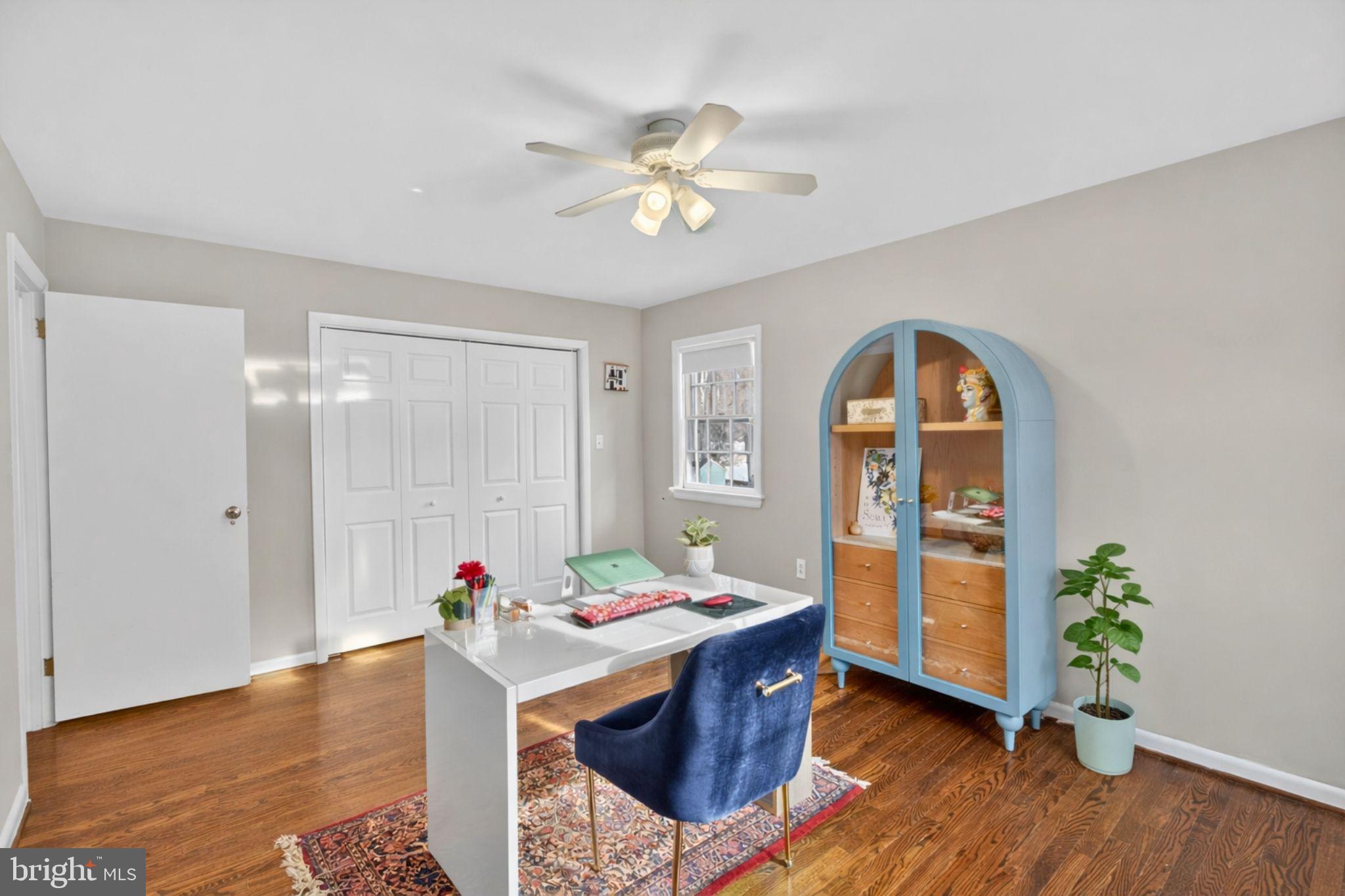 2849 Hideaway Road Fairfax, VA 22031 - Photo 25 of 45 a living room with furniture and a wooden floor