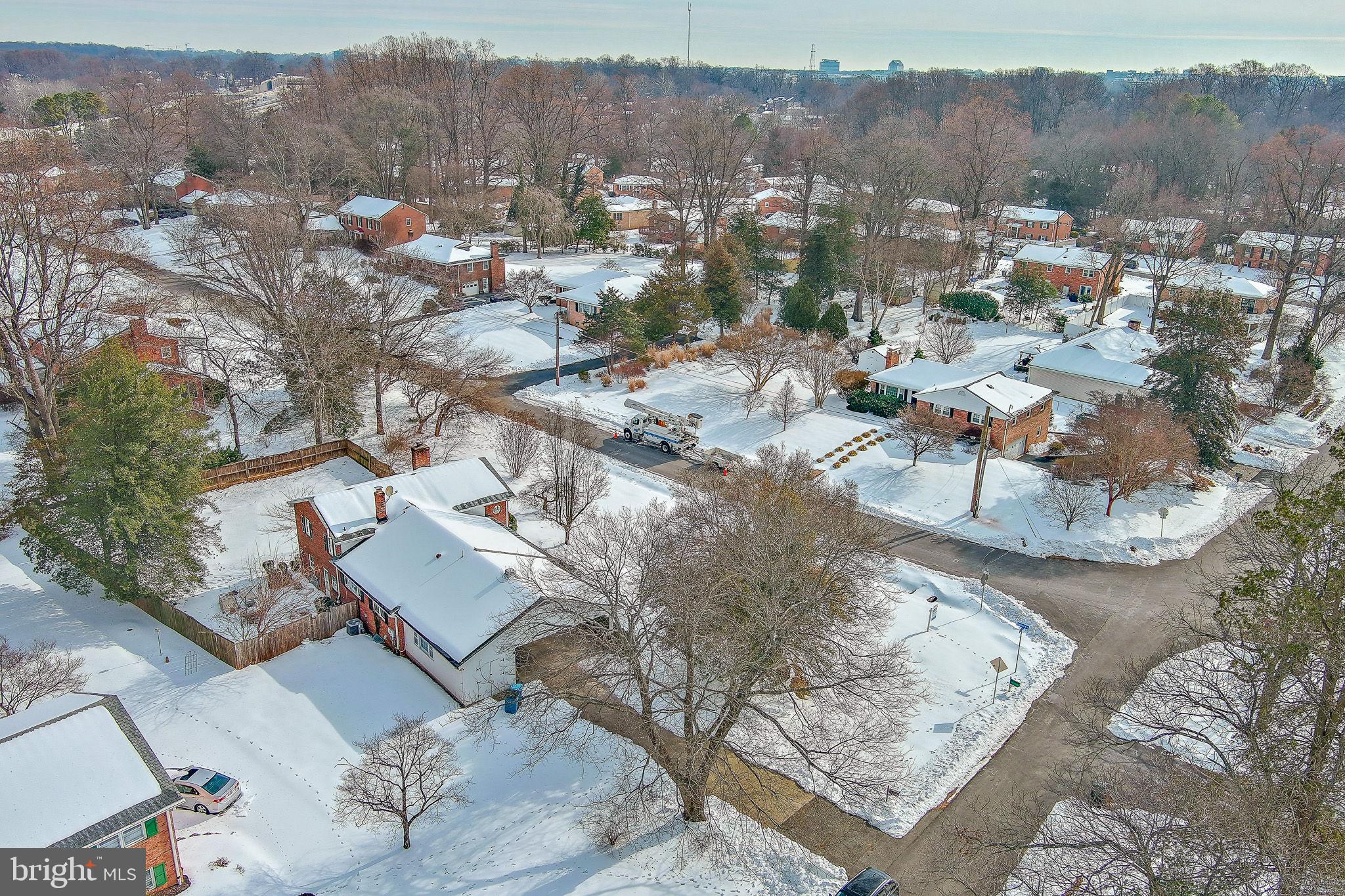 2849 Hideaway Road Fairfax, VA 22031 - Photo 45 of 45 an aerial view of multiple house