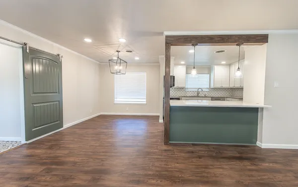 $308,000 | 1304 8th Street, Shallowater, TX 79363