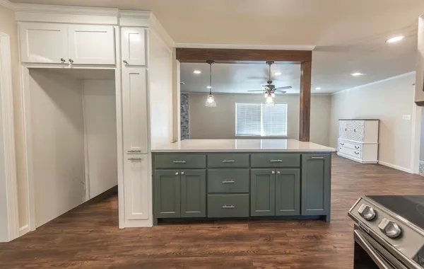 $308,000 | 1304 8th Street, Shallowater, TX 79363