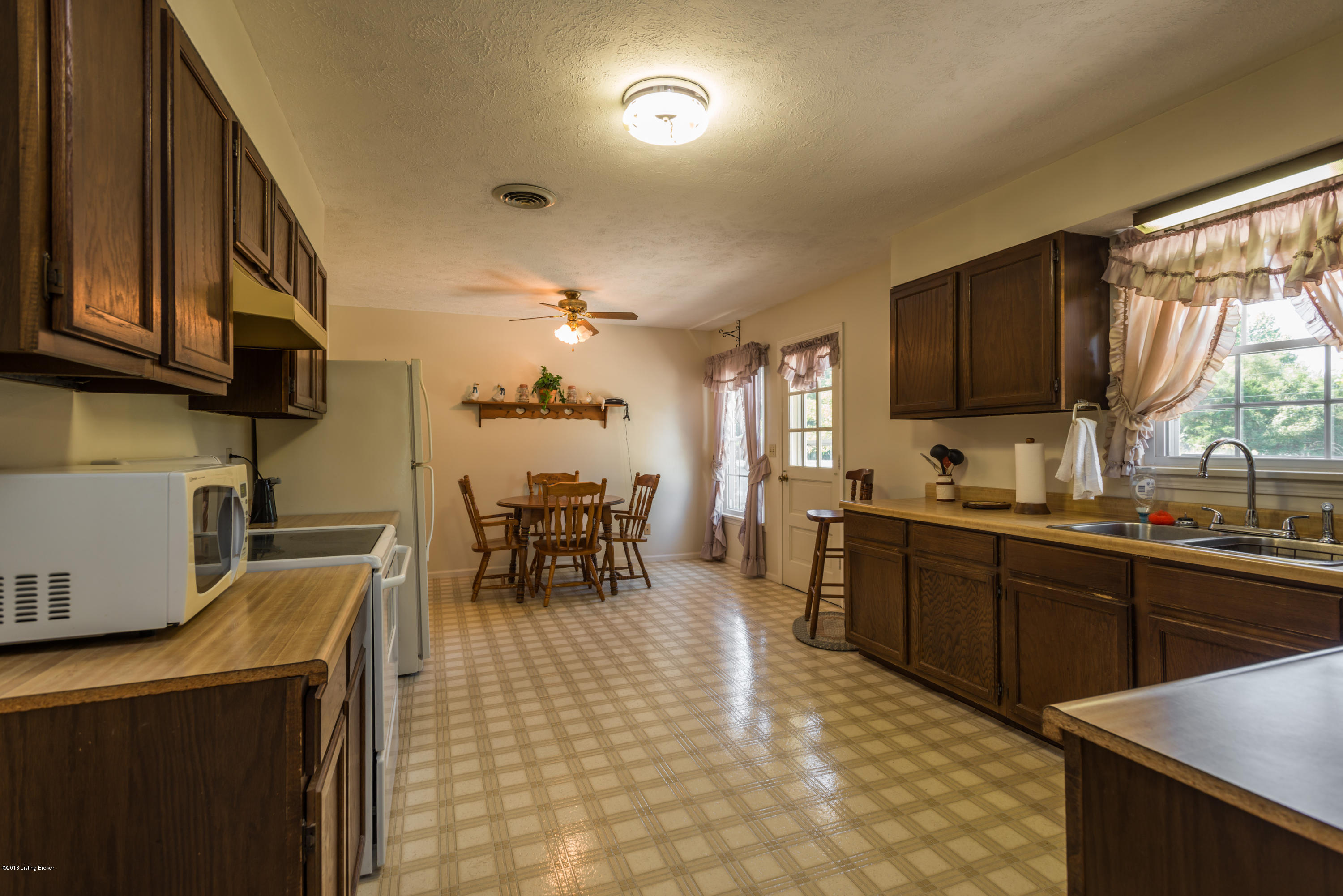 1135 Ridge Road Shepherdsville, KY 40165 - Photo 24 of 50 dhi-124