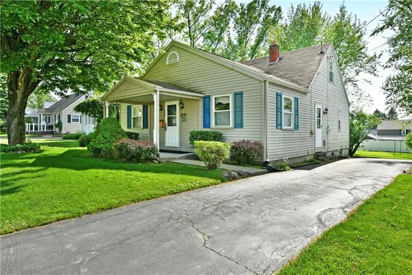 $165,000 | 891 Bechtol Avenue, Sharon, PA 16146