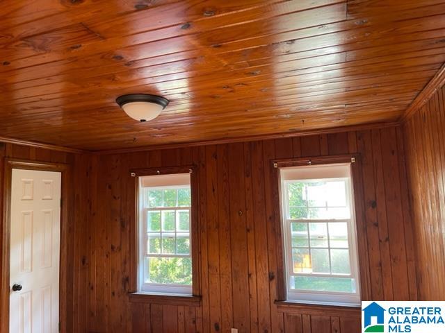 219 4th Avenue Midfield, AL 35228 - Photo 8 of 29