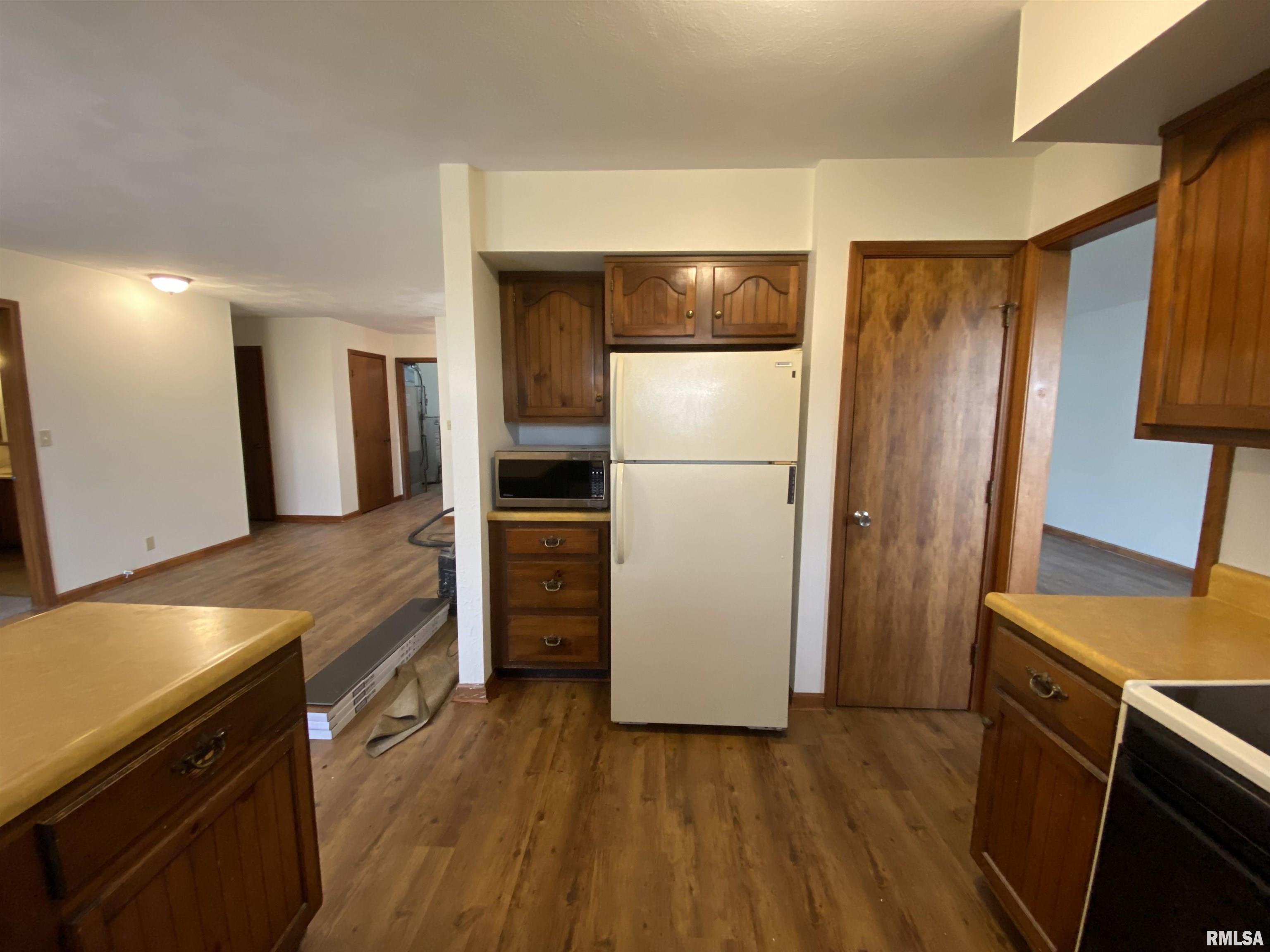 90 Banyan Drive Canton, IL 61520 - Photo 23 of 32