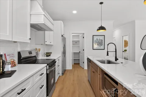 $555,000 | 216 Lander Street, Charlotte, NC 28208