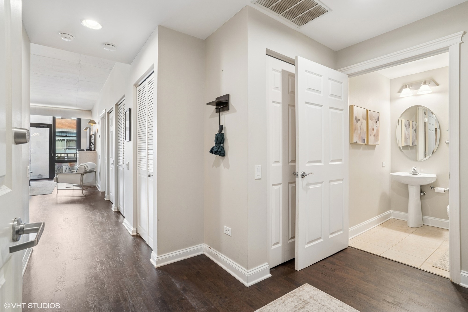 1001 West Madison Street, Unit 513 Chicago, IL 60607 - Photo 2 of 23 Gallery Image 2
