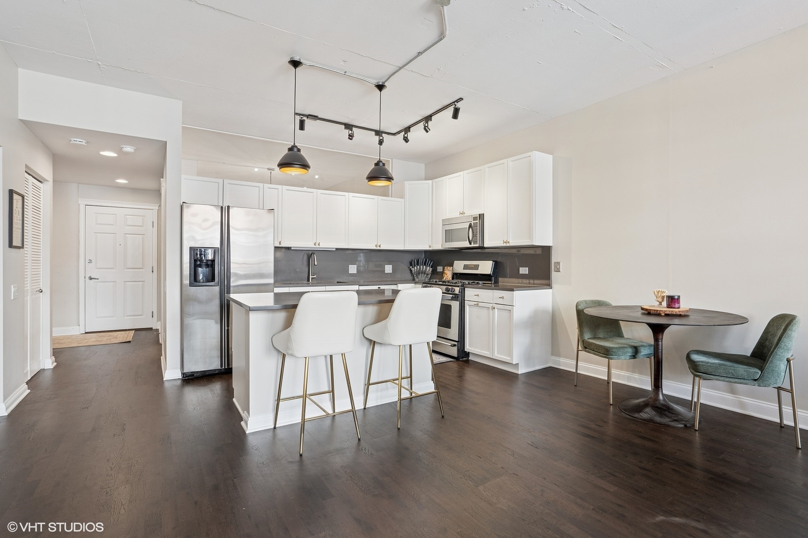 1001 West Madison Street, Unit 513 Chicago, IL 60607 - Photo 8 of 23 Gallery Image 8