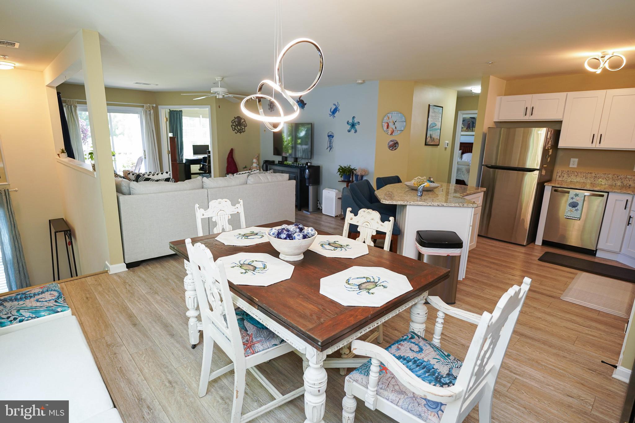 11421 Manklin Creek Road, Unit 4 Berlin, MD 21811 - Photo 18 of 47 Dining area off kitchen
