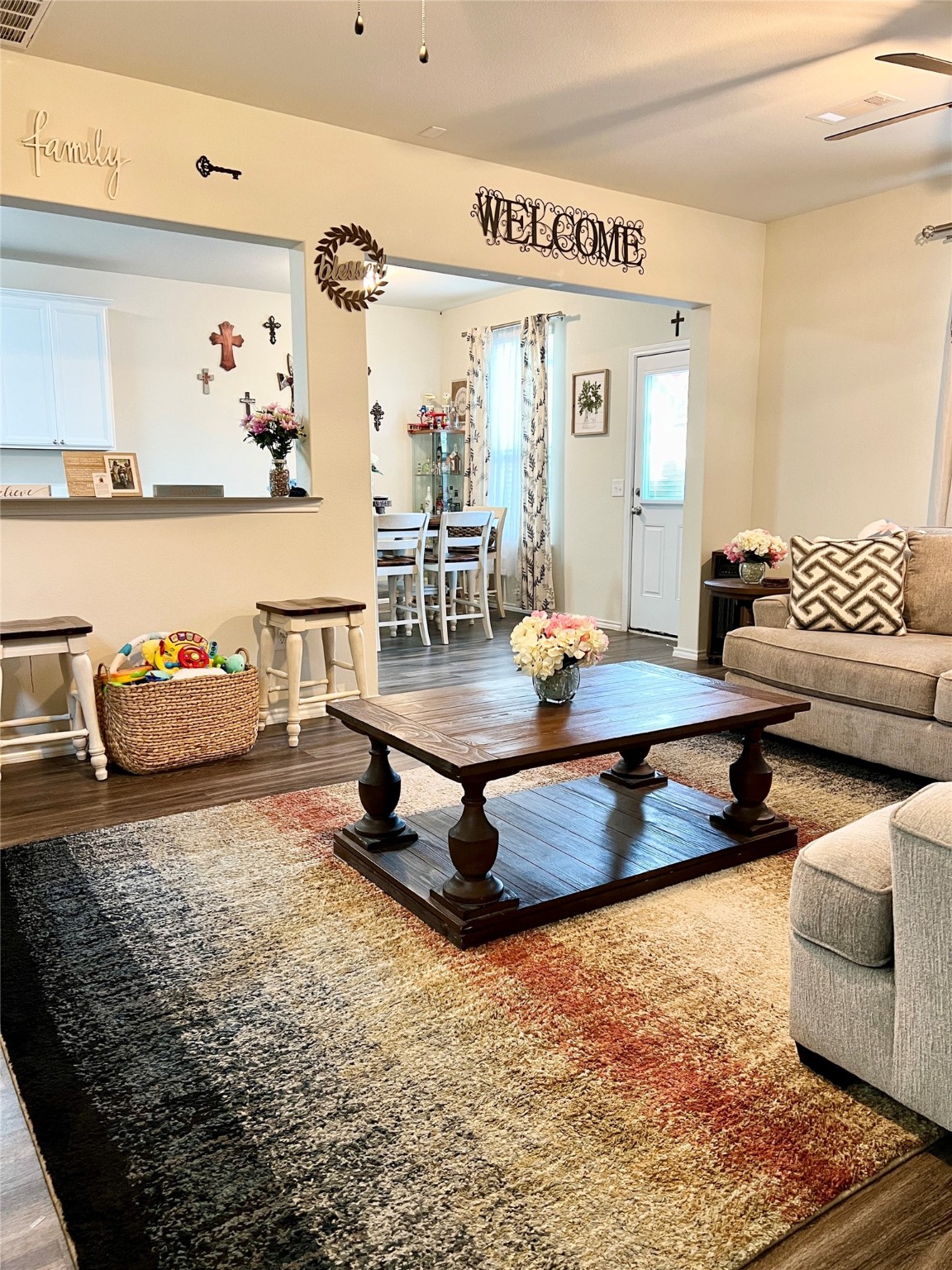 14734 Jasper Stream Court Houston, TX 77069 - Photo 5 of 22 a living room with furniture and wooden floor