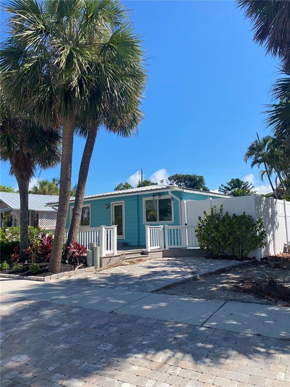 113 Beach Road Sarasota, FL 34242 - Photo 1 of 1