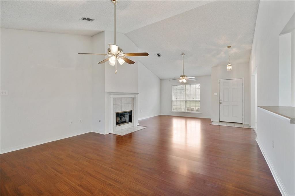 733 Simpson Way Covington, LA 70435 - Photo 5 of 24 Gallery Image 5