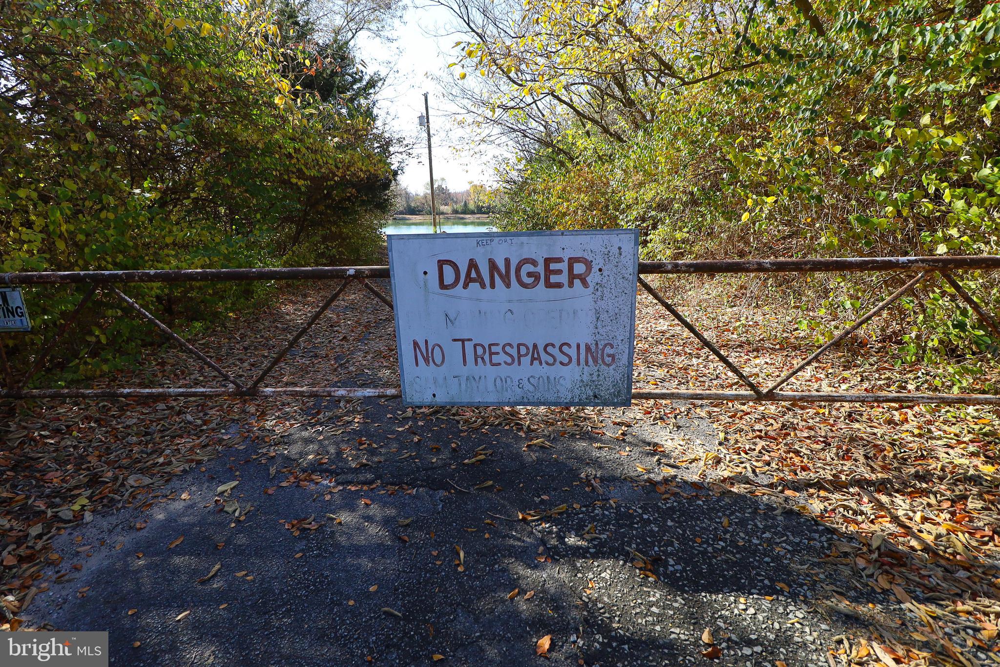 L26 Dubois Road Salem, NJ 08079 - Photo 13 of 49 a sign on the side of the road