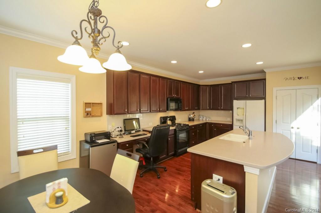 1813 Copperplate Road Charlotte, NC 28262 - Photo 10 of 24 Gallery Image 10