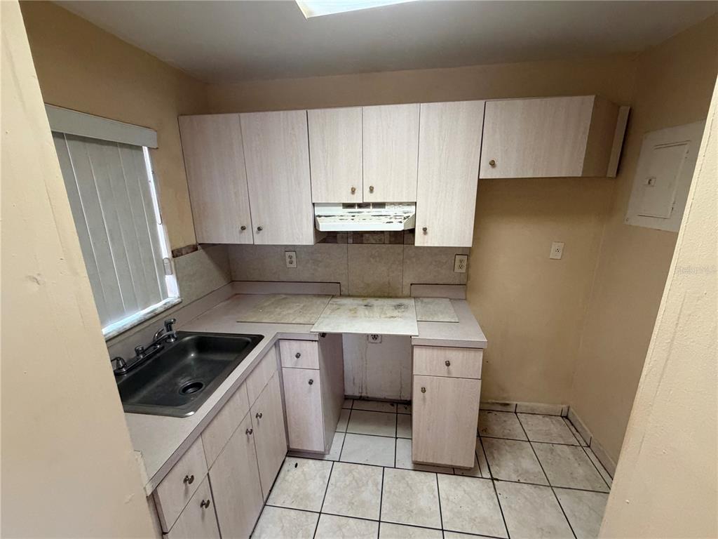 14905 Southwest 304th Terrace Homestead, FL 33033 - Photo 17 of 29