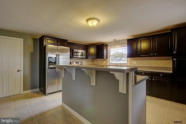 2029 Grandview Road Hanover, PA 17331 - Photo 5 of 26