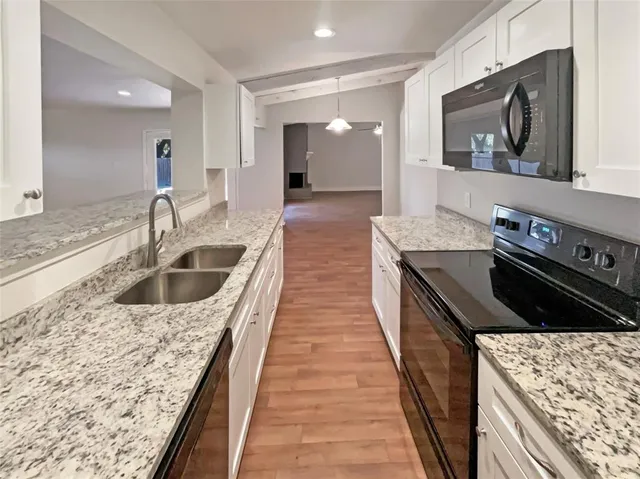 $360,000 | 2021 Brentwood Lane, Carrollton, TX 75006