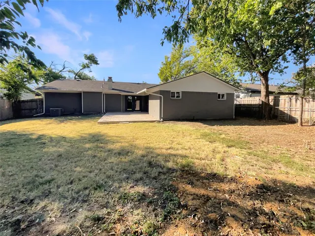 $360,000 | 2021 Brentwood Lane, Carrollton, TX 75006