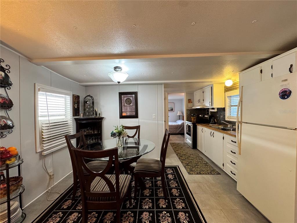 1710 7th Street Southwest, Unit 2 Ruskin, FL 33570 - Photo 6 of 42 Gallery Image 6