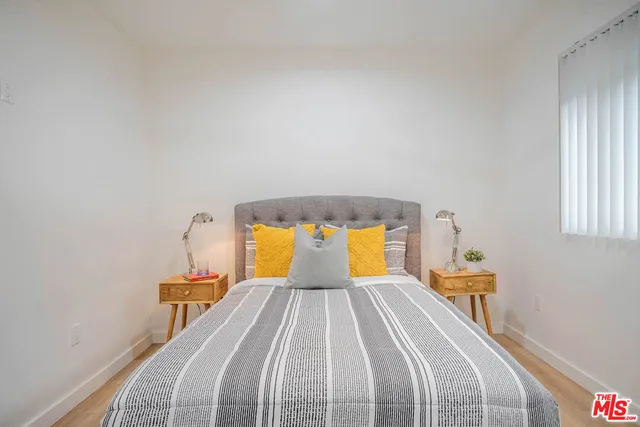 $1,850 | 6244 De Longpre Avenue, Unit 10, Los Angeles, CA 90028