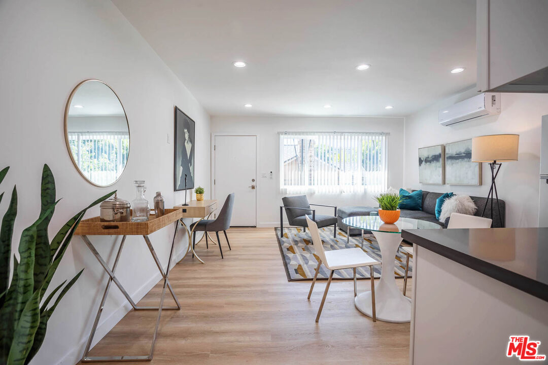 6244 De Longpre Avenue, Unit 10 Los Angeles, CA 90028 - Photo 9 of 24