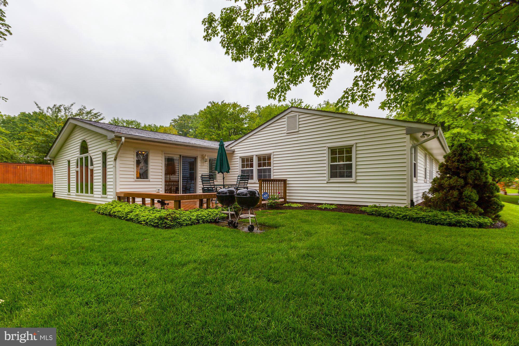 2939 Birchtree Lane Silver Spring, MD 20906 - Photo 23 of 25 Exterior (Rear)