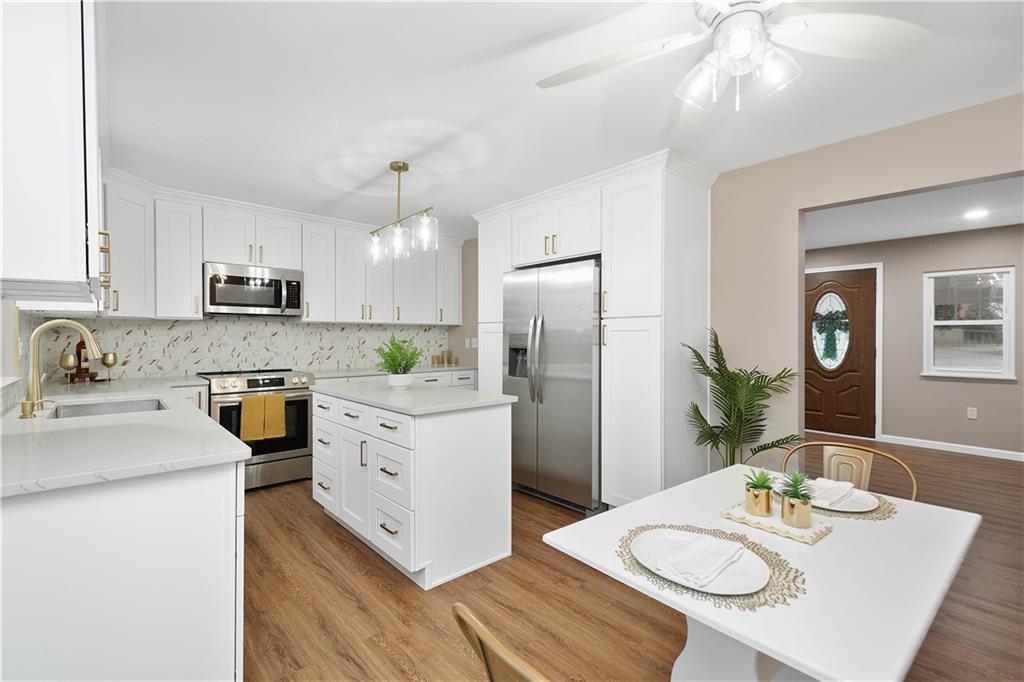 4468 Stilley Road Pittsburgh, PA 15227 - Photo 8 of 31 Gallery Image 8
