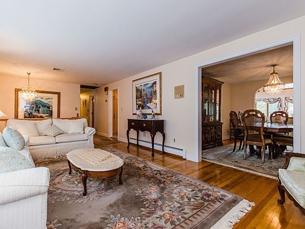 116 Johnson Road Winchester, MA 01890 - Photo 10 of 30