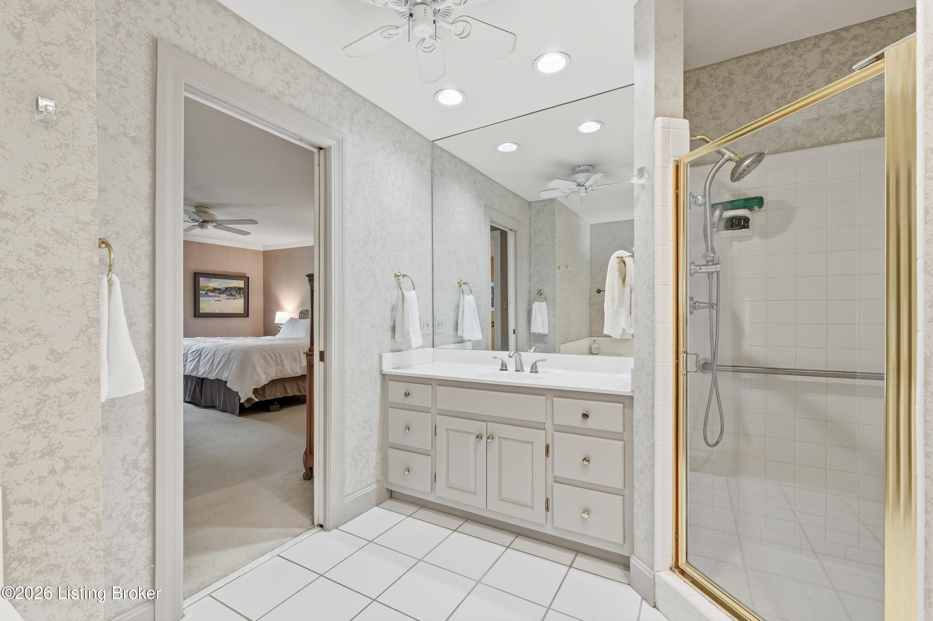 5511 Apache Road Louisville, KY 40207 - Photo 24 of 50 Primary Ensuite