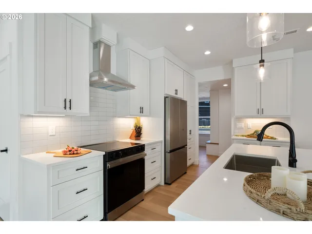 $595,000 | 5290 Netarts Highway, Tillamook, OR 97141