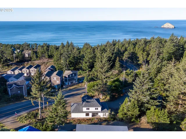 $595,000 | 5290 Netarts Highway, Tillamook, OR 97141