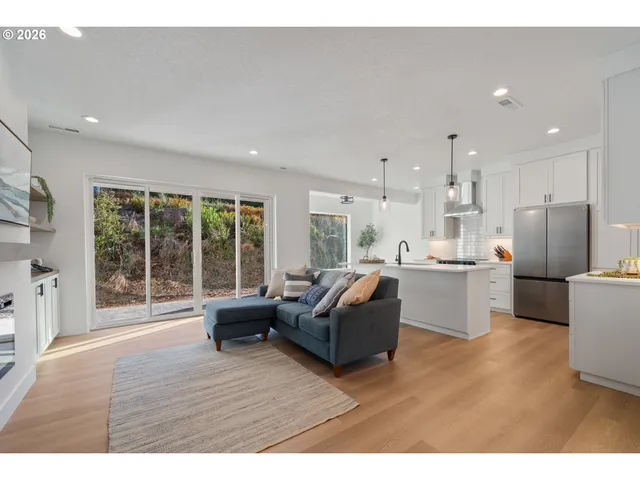 $595,000 | 5290 Netarts Highway, Tillamook, OR 97141