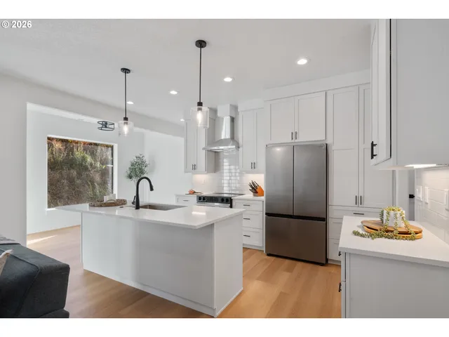 $595,000 | 5290 Netarts Highway, Tillamook, OR 97141