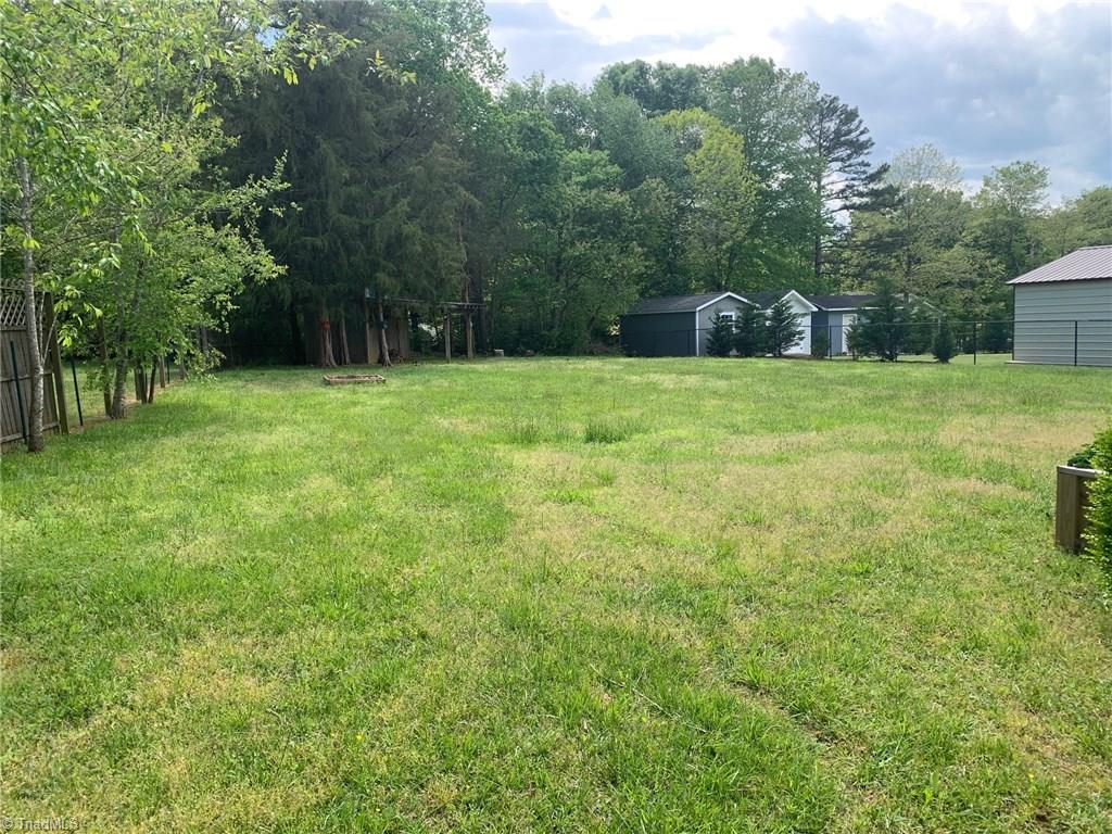 4463 Hunters Run Trinity, NC 27370 - Photo 23 of 24