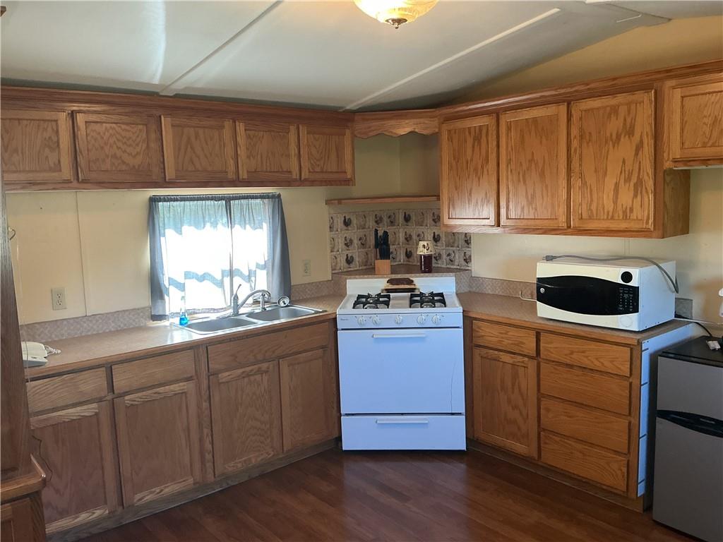 2125 Riley Road Ottawa, KS 66067 - Photo 2 of 27 Gallery Image 2