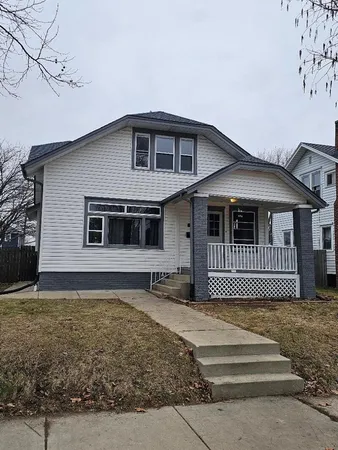 $274,900 | 1330 Hayes Avenue, Racine, WI 53405