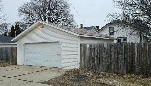 $274,900 | 1330 Hayes Avenue, Racine, WI 53405