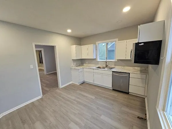 $274,900 | 1330 Hayes Avenue, Racine, WI 53405