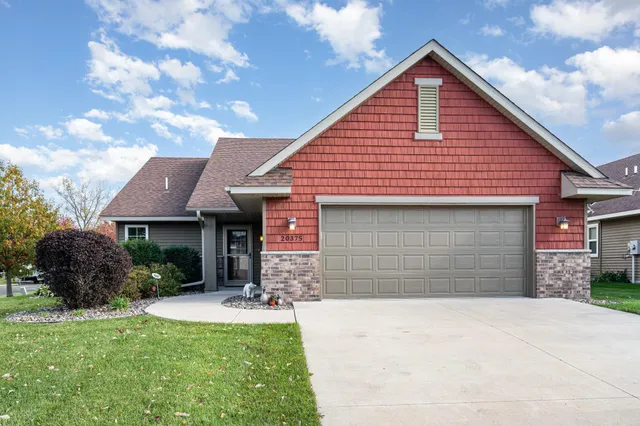 $400,000 | 20375 Granada Avenue North, Forest Lake, MN 55025