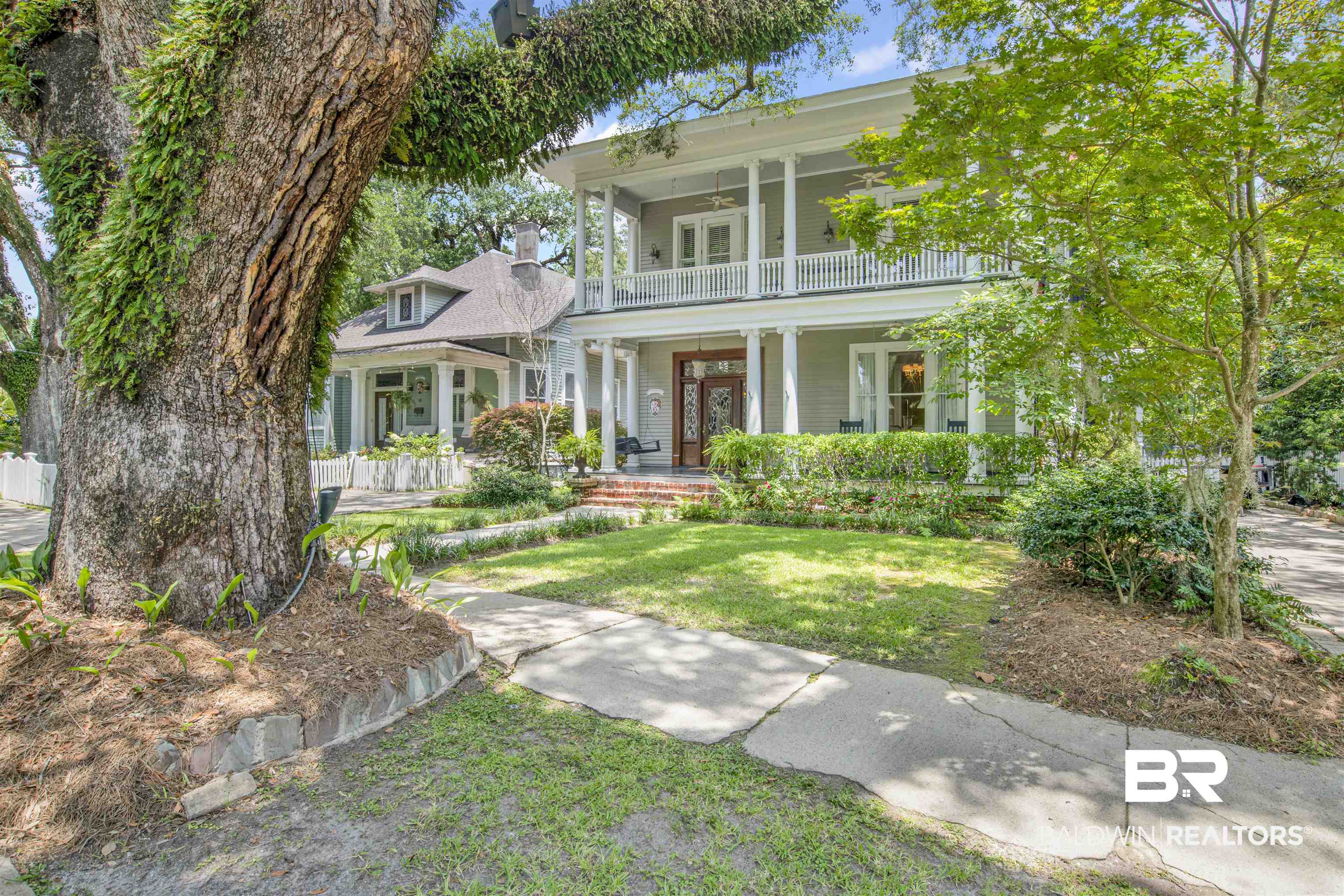 8 North Monterey Street Mobile, AL 36604 - Photo 2 of 42