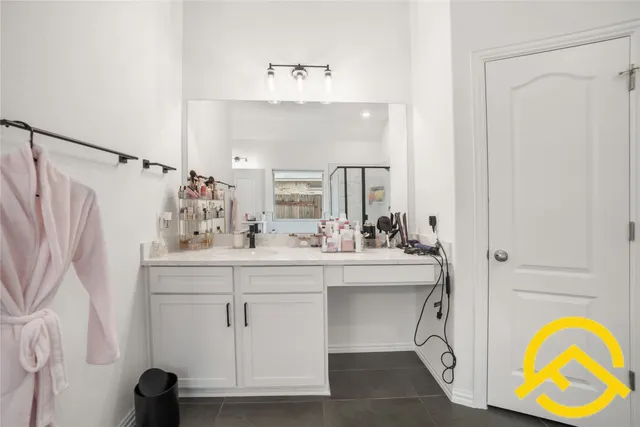 $590,000 | 671 Durian Loop, Buda, TX 78610