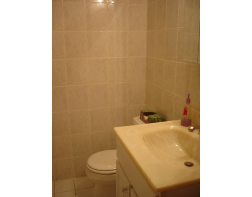 22 Chestnut Place Brookline, MA 02445 - Photo 11 of 14 Gallery Image 11