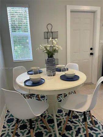 $2,500 | 3049 Southwest 24th Street, Miami, FL 33145