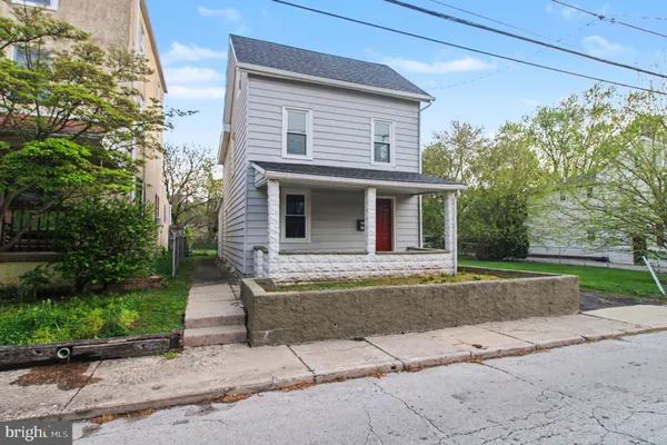 $350,000 | 511 East Avenue, Glenside, PA 19038