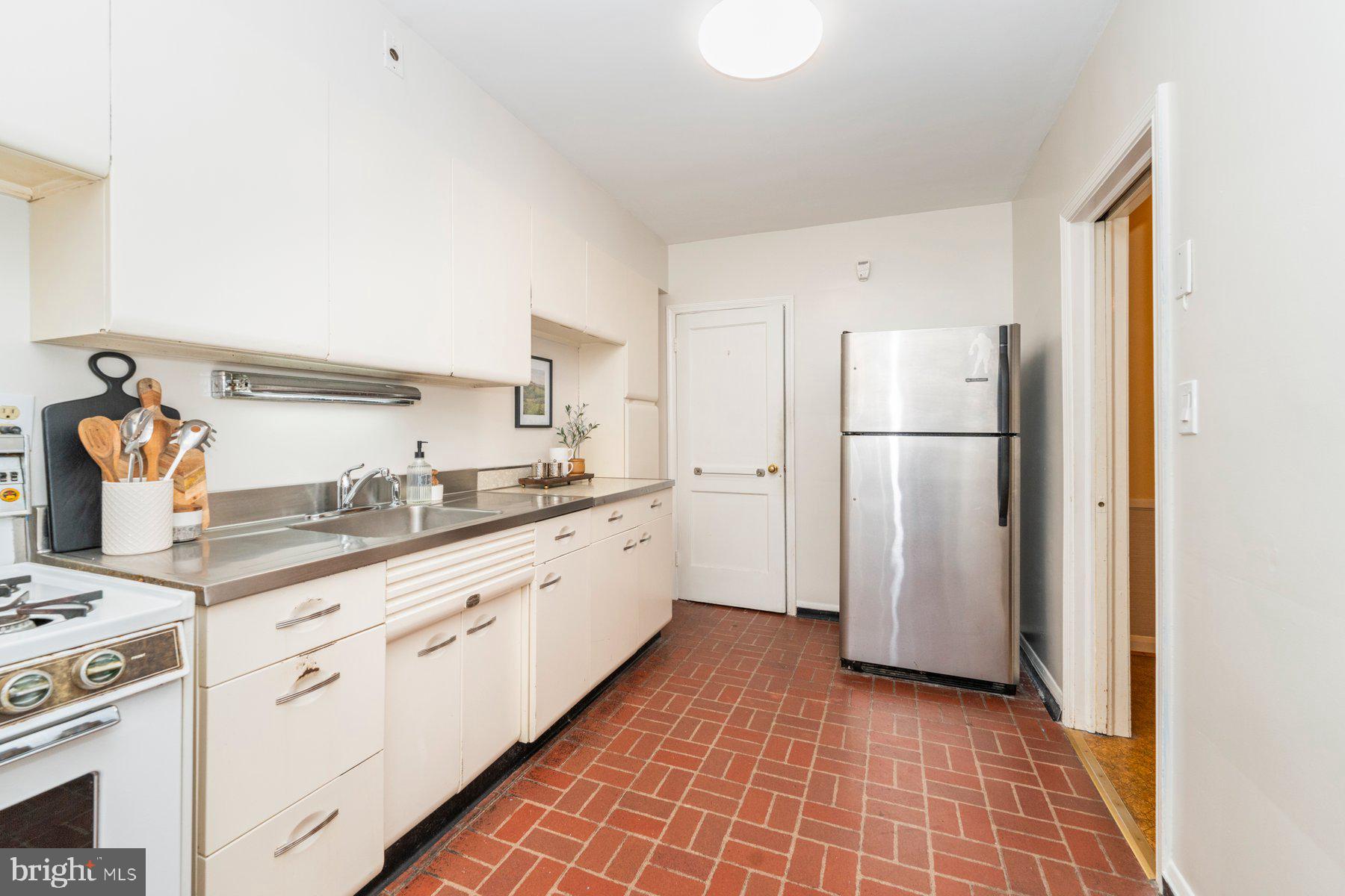 1222 Cedarcroft Road Baltimore, MD 21239 - Photo 11 of 26