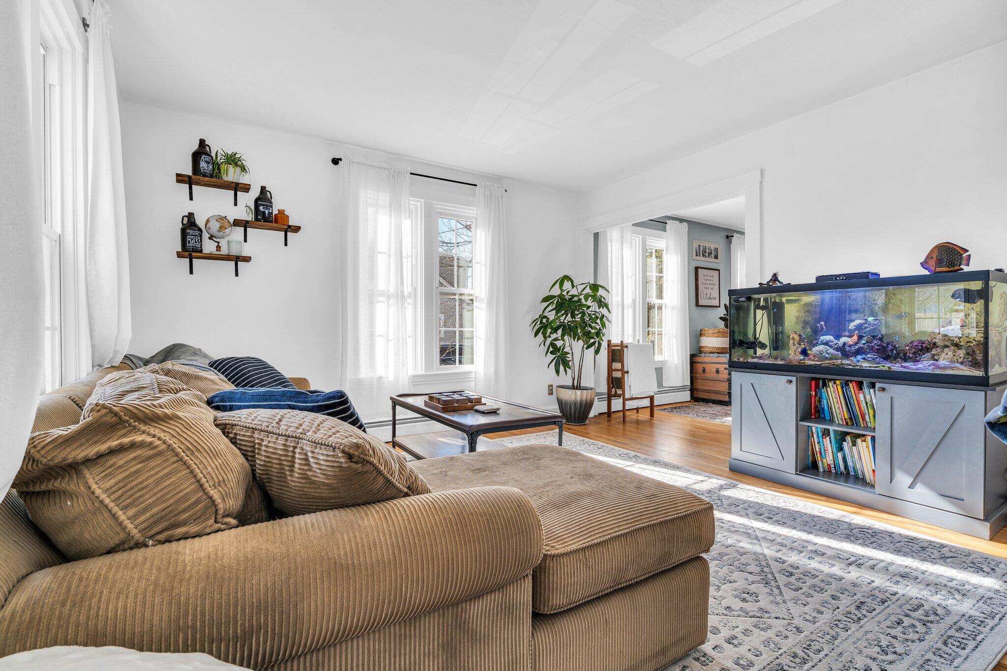 46 Union Street Saco, ME 04072 - Photo 16 of 38 22-web-or-mls-DSC04187