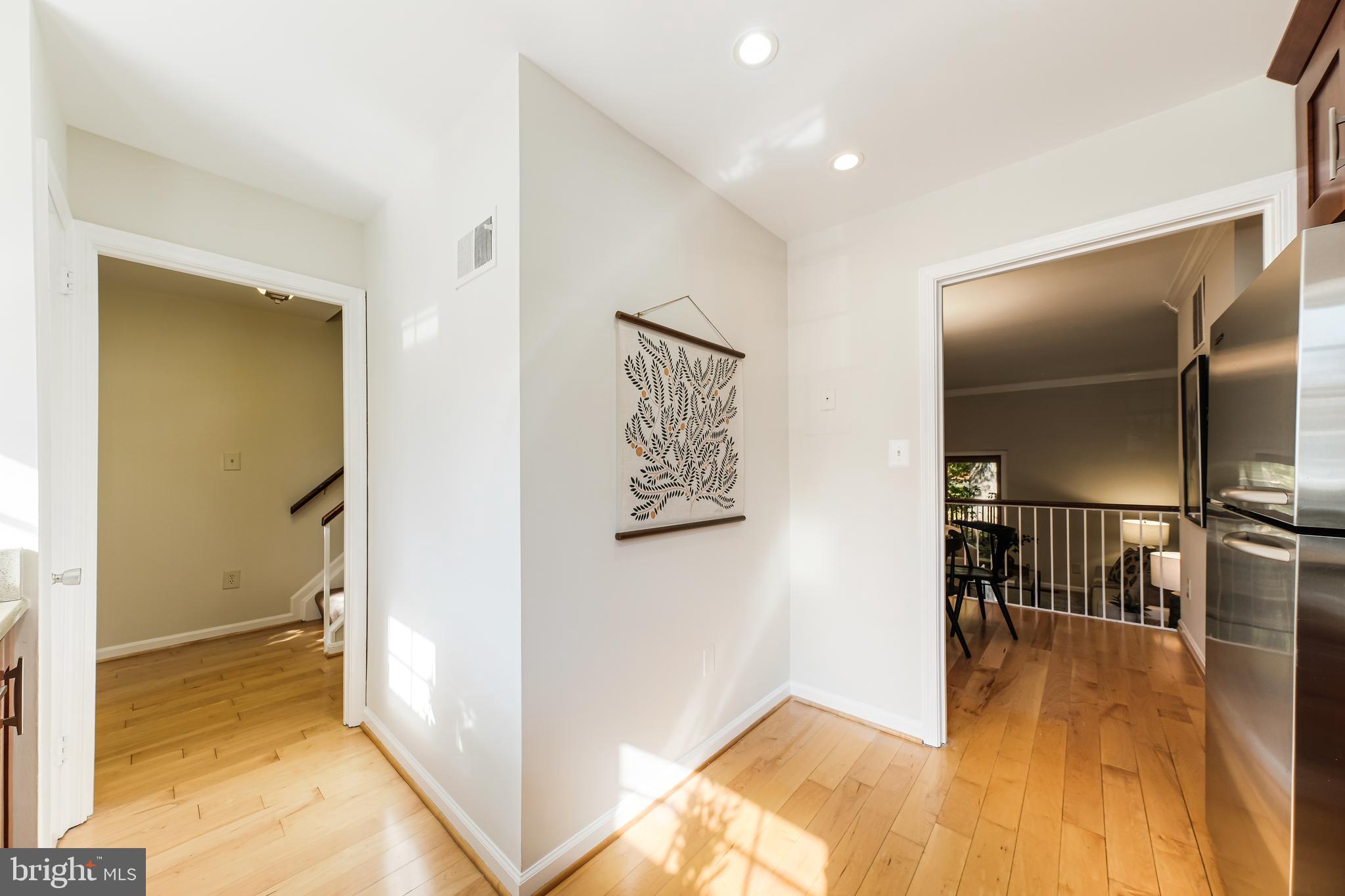 2165 Golf Course Drive Reston, VA 20191 - Photo 5 of 37