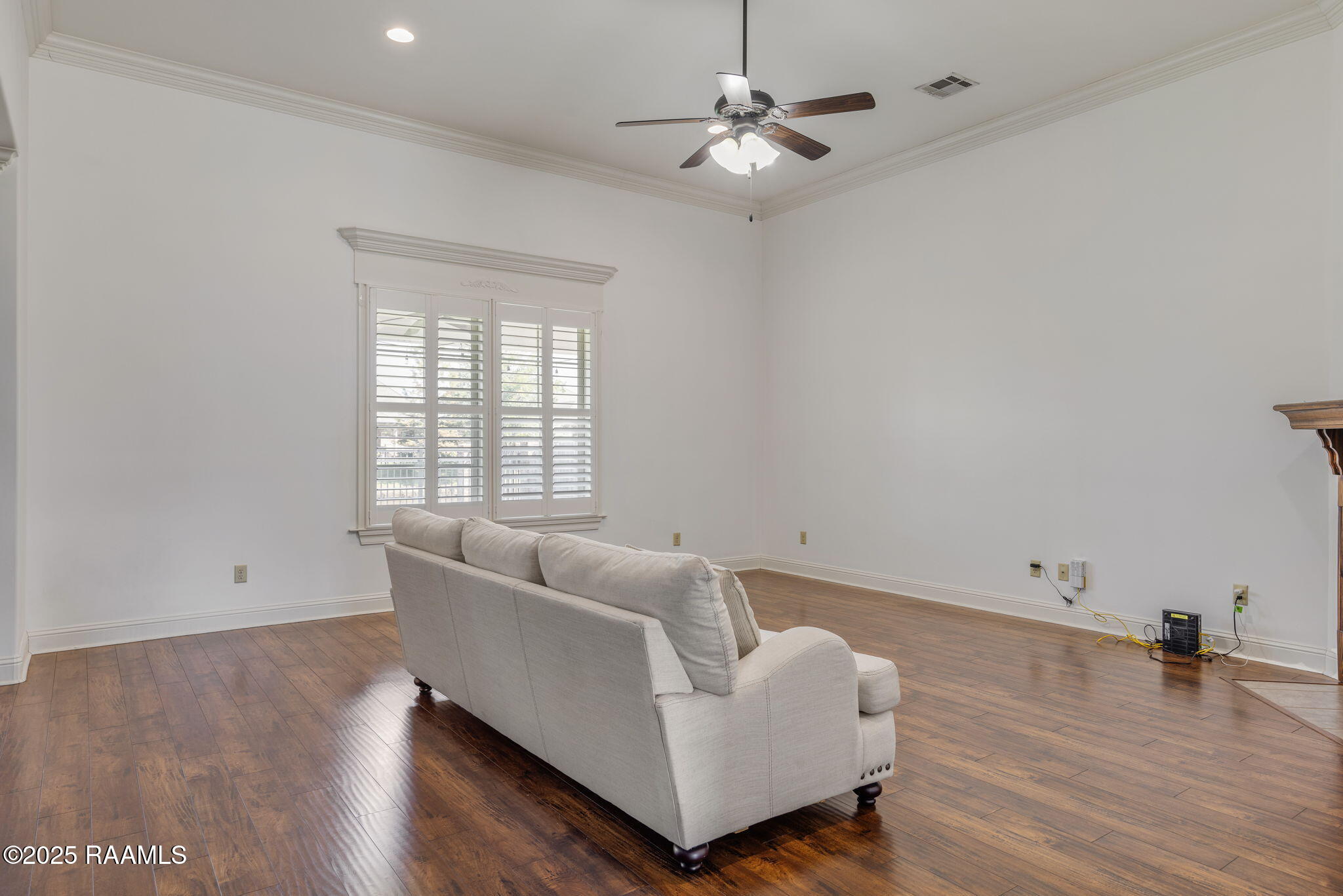 112 Woodhaven Road Youngsville, LA 70592 - Photo 5 of 30 4-web-or-mls-112 Woodhaven Rd-4