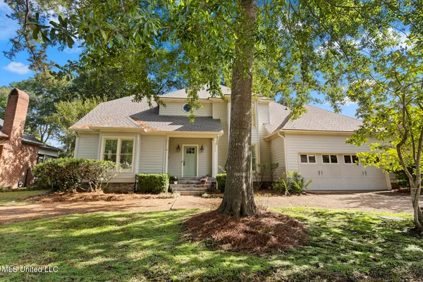 $379,900 | 5134 Canton Heights Drive, Jackson, MS 39211