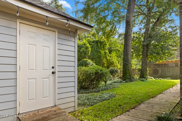 $379,900 | 5134 Canton Heights Drive, Jackson, MS 39211