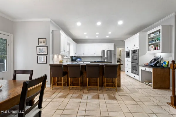 $379,900 | 5134 Canton Heights Drive, Jackson, MS 39211